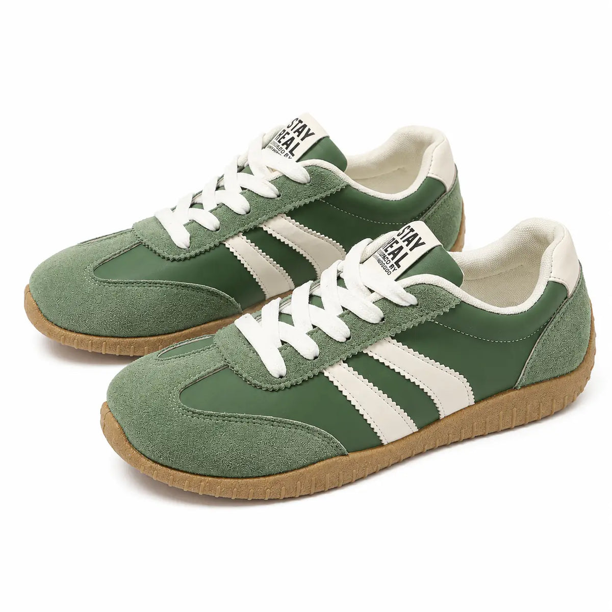 Orthopädische Sneaker mit Fussbettung und weiter Passform