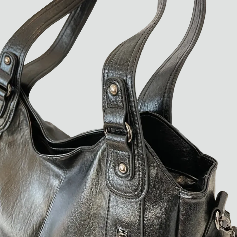 Geräumige Schultertasche in Kunstlederoptik für den Alltag