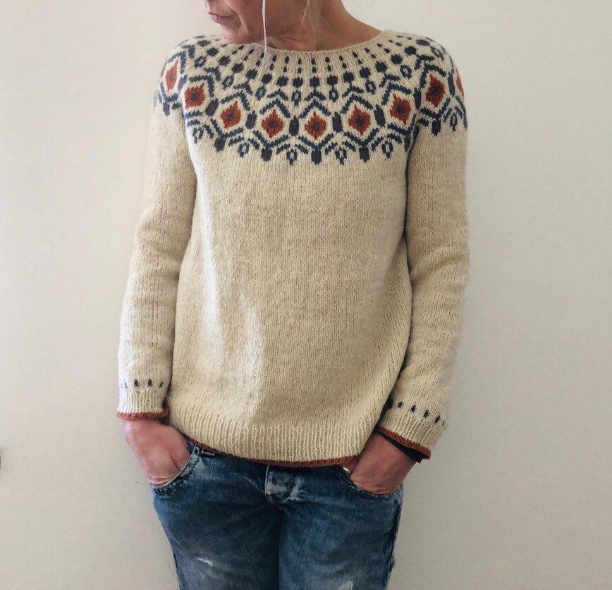Damen Pullover Mit Gemustertem Kragen