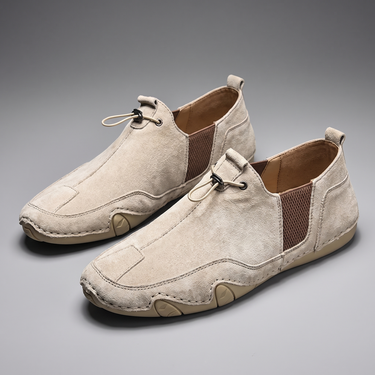 Herren Slipper aus Kunstleder mit elastischer Schnürung