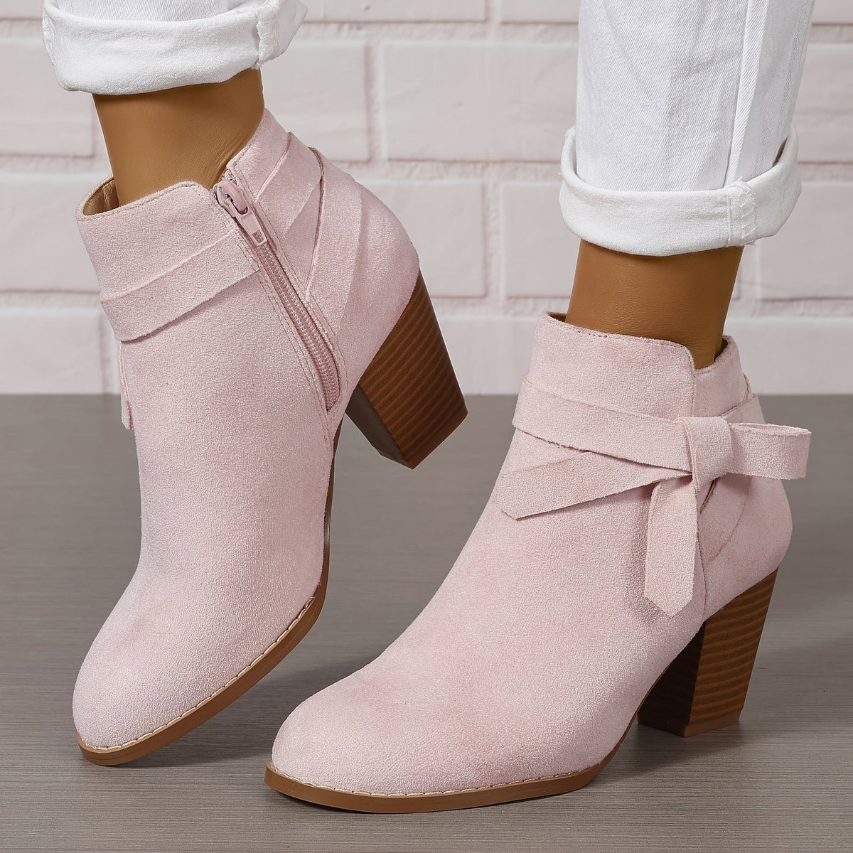 Spitze Damen Stiefeletten mit Blockabsatz und Schleife