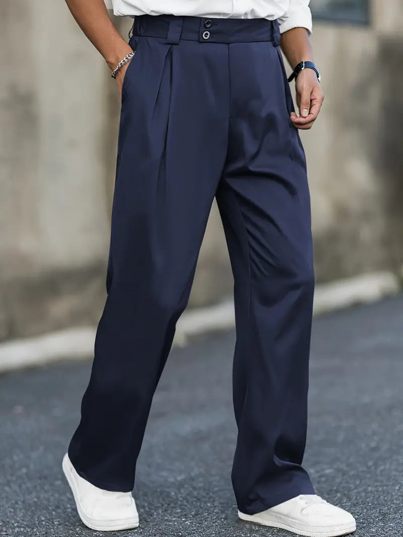 Weit Geschnittene Herrenhose mit Bundfalten und Seitentaschen