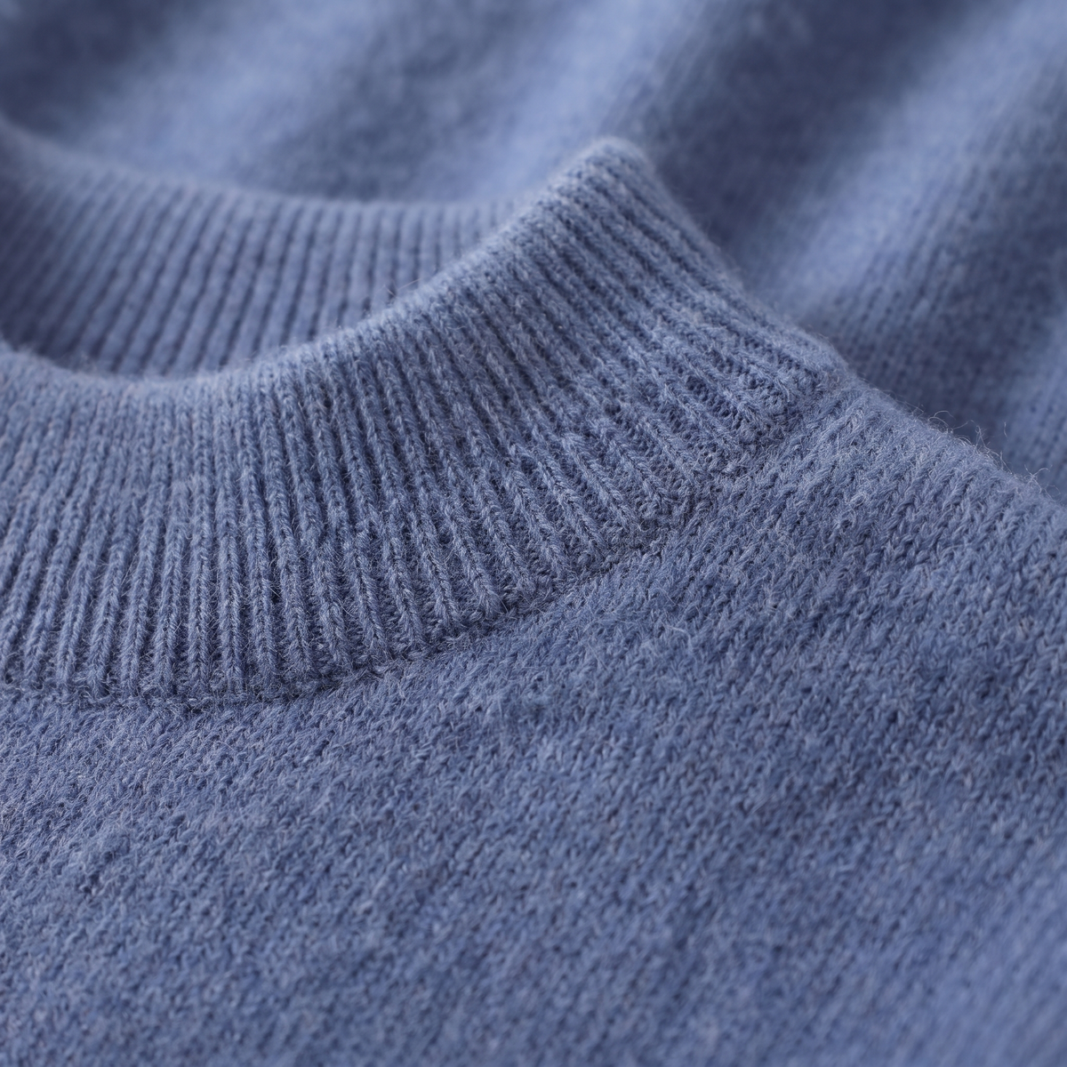Pullover mit Stehkragen und Rippbündchen