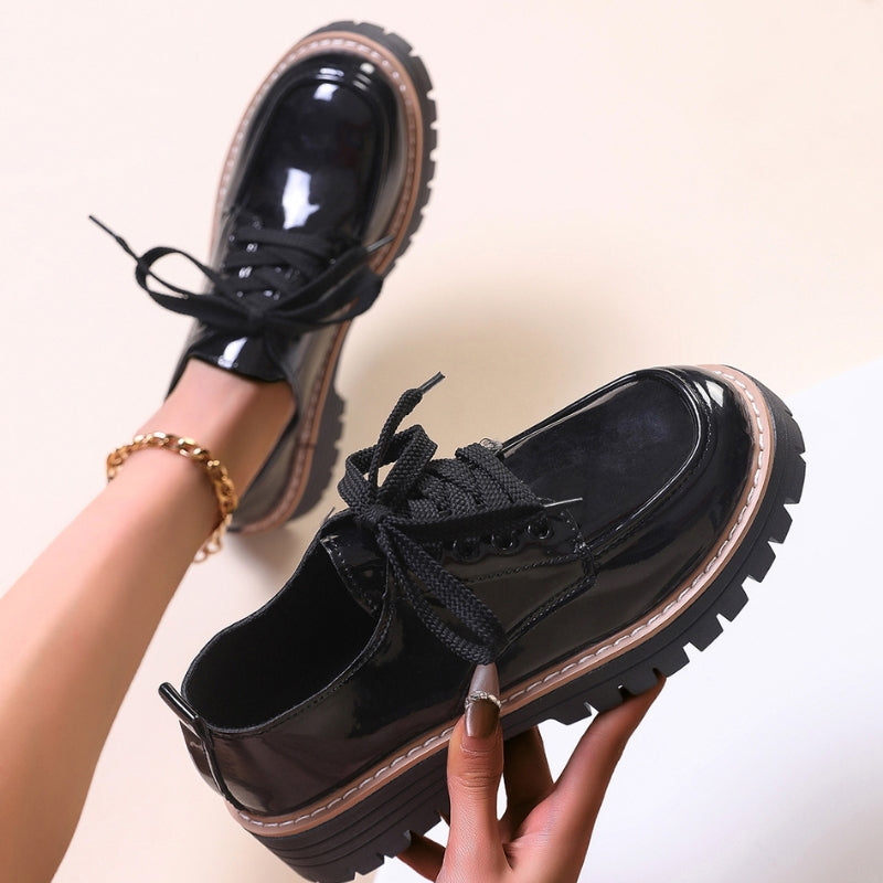 Damen Plateau Loafer in Lederoptik mit griffiger Sohle