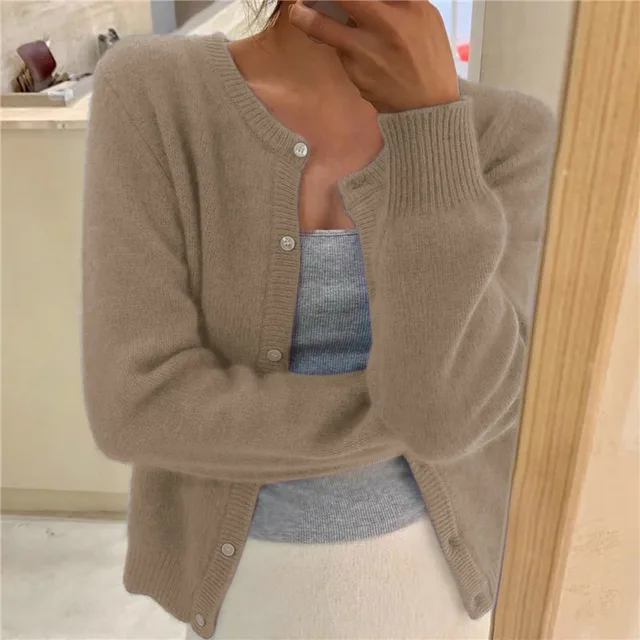 Lockerer Damen Strickcardigan aus Feinstrick