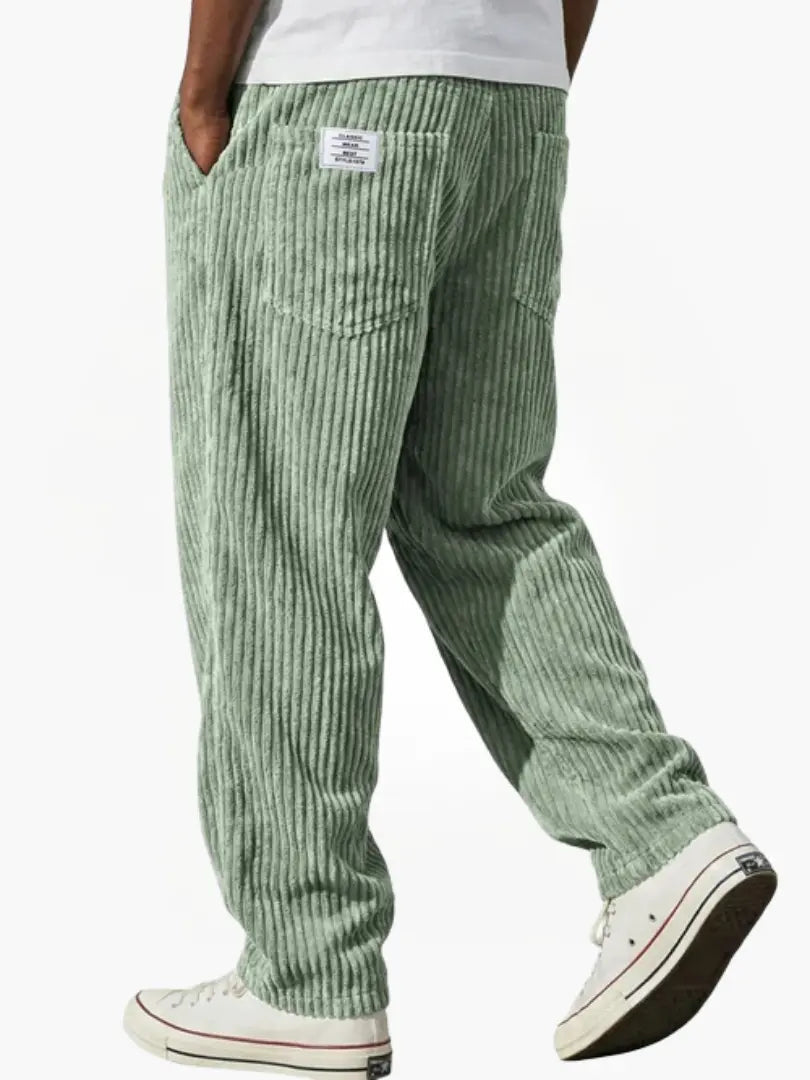 Lockere Herren Hose in Cord-Optik mit geradem Bein