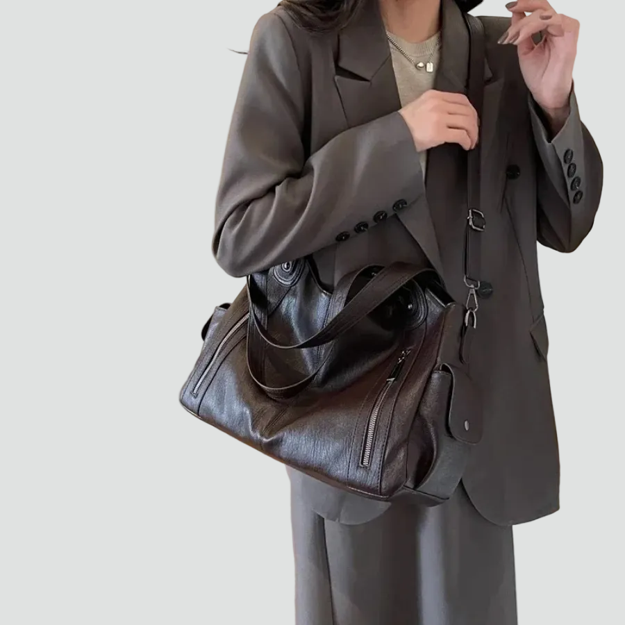 Geräumige Schultertasche in Kunstlederoptik für den Alltag