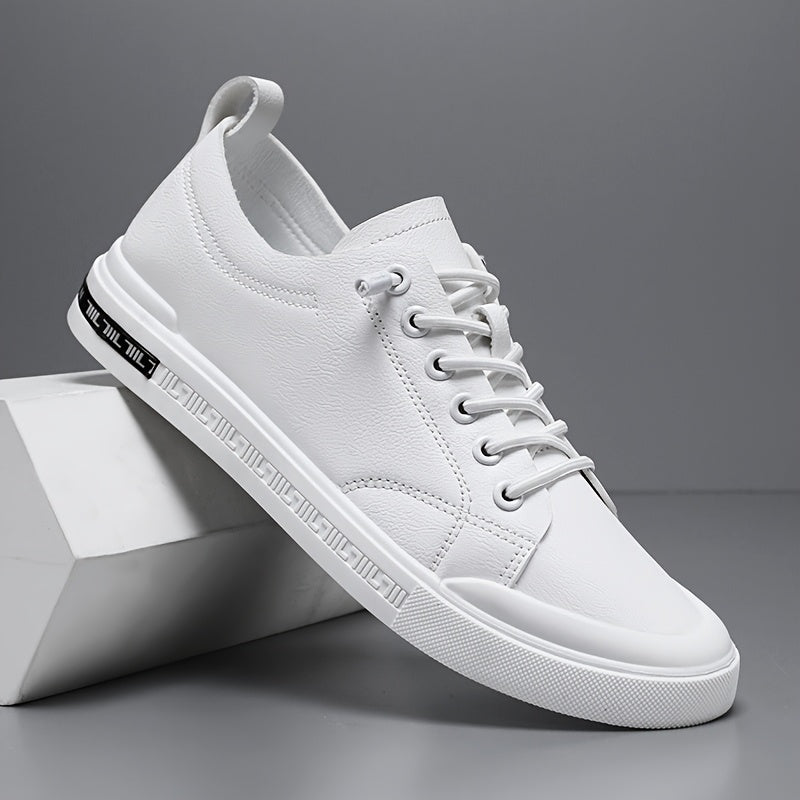 Klassische Herren Sneaker aus Kunstleder mit Schnürung