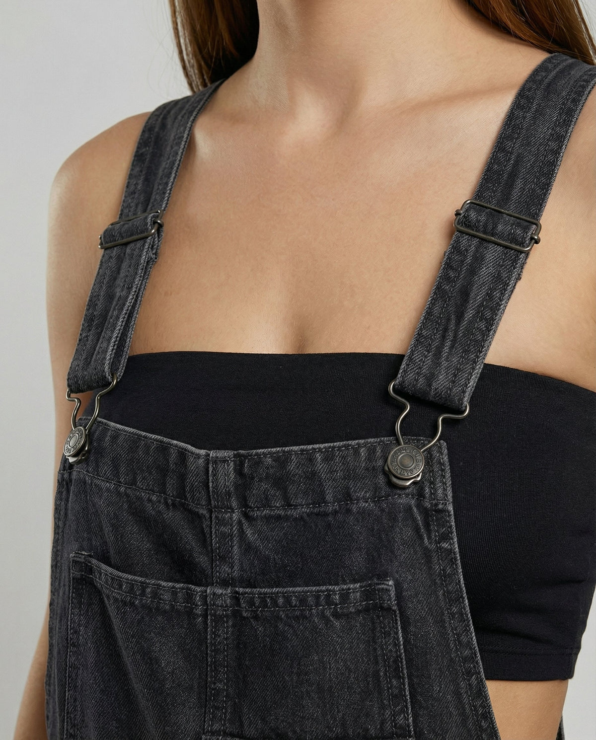 Damen Denim Latzhose mit Gekreuzten Rückenträgern