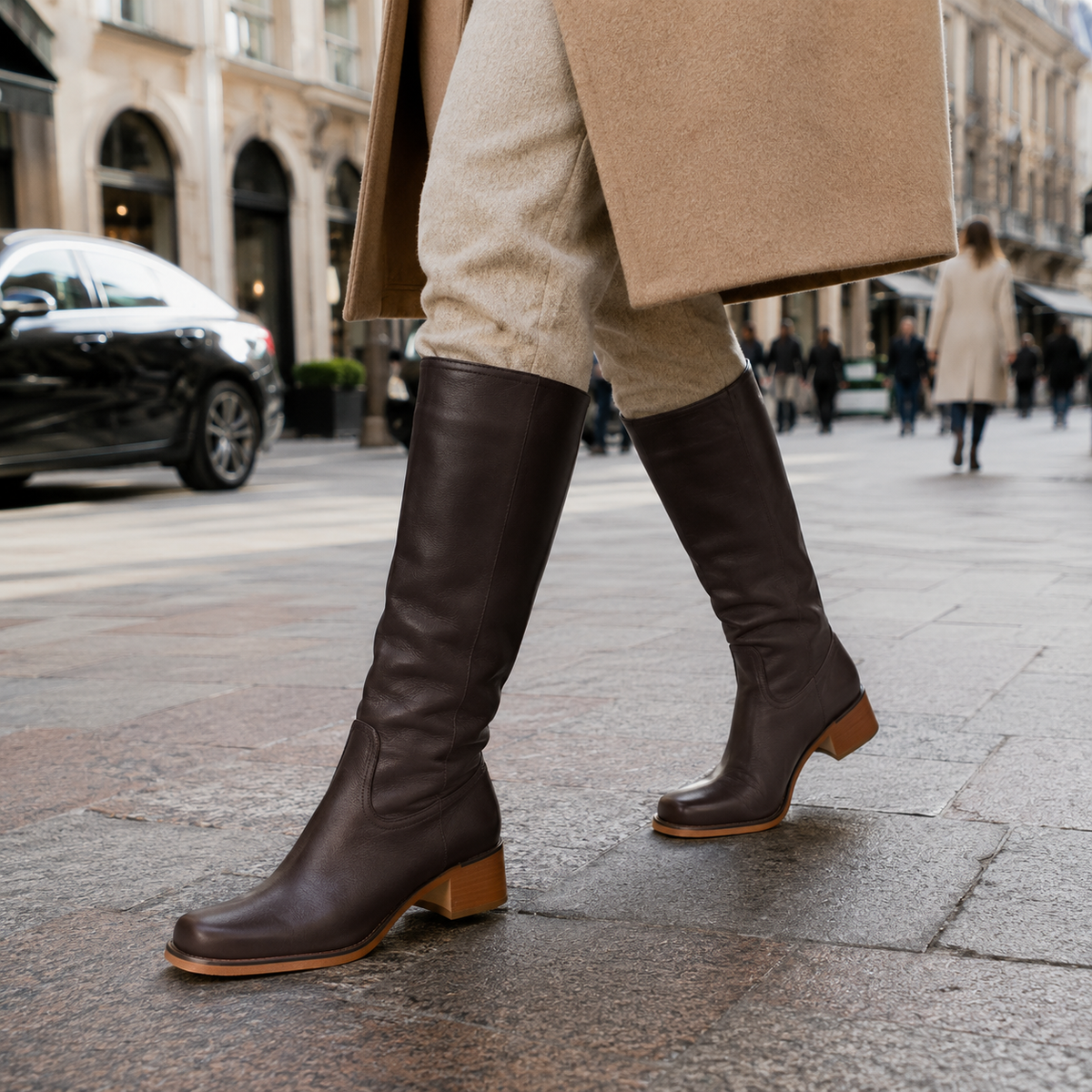 Elegante Hohe Lederstiefel mit Schmaler Silhouette