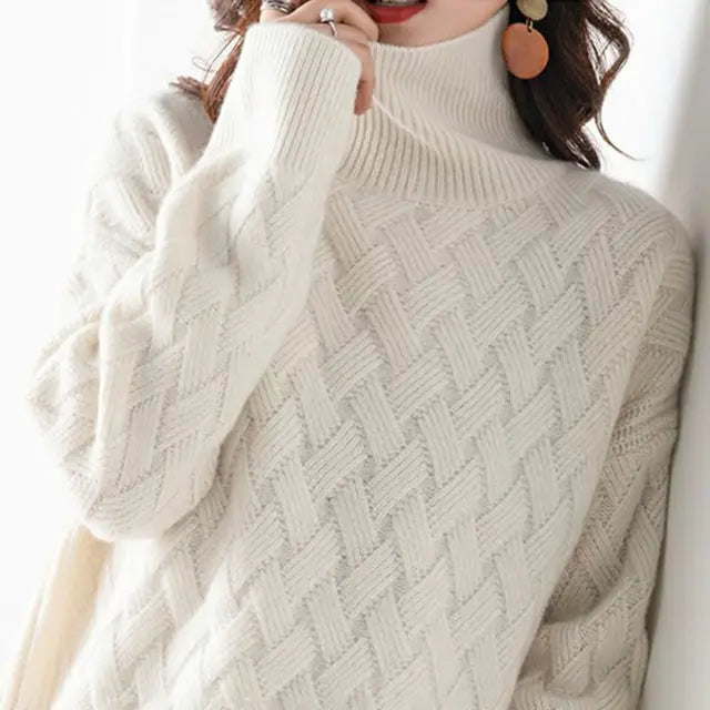 Gerippter Rollkragenpullover mit kuscheligem Kragen