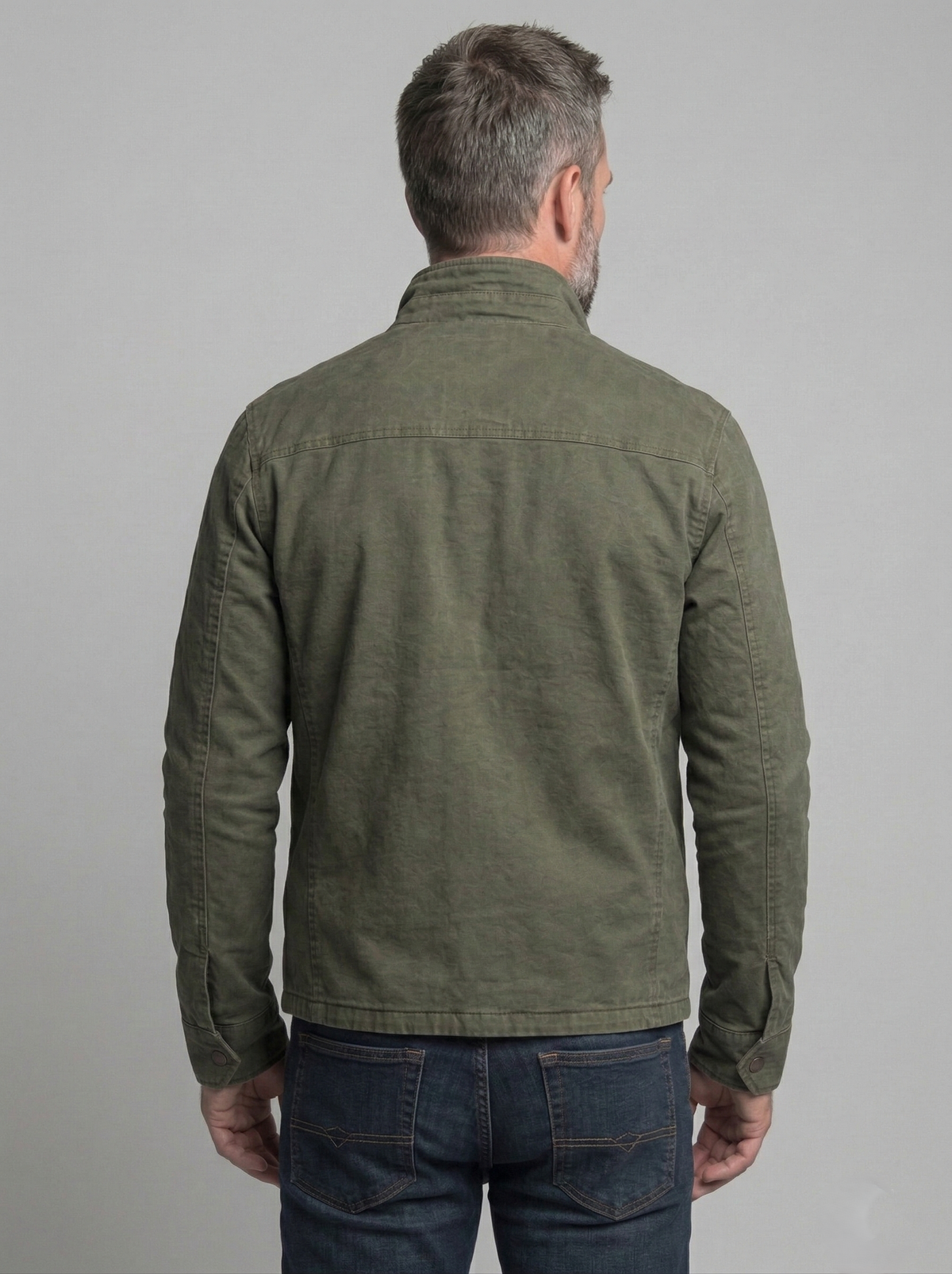 Klassische Feldjacke In Olivgrün Mit Taschen