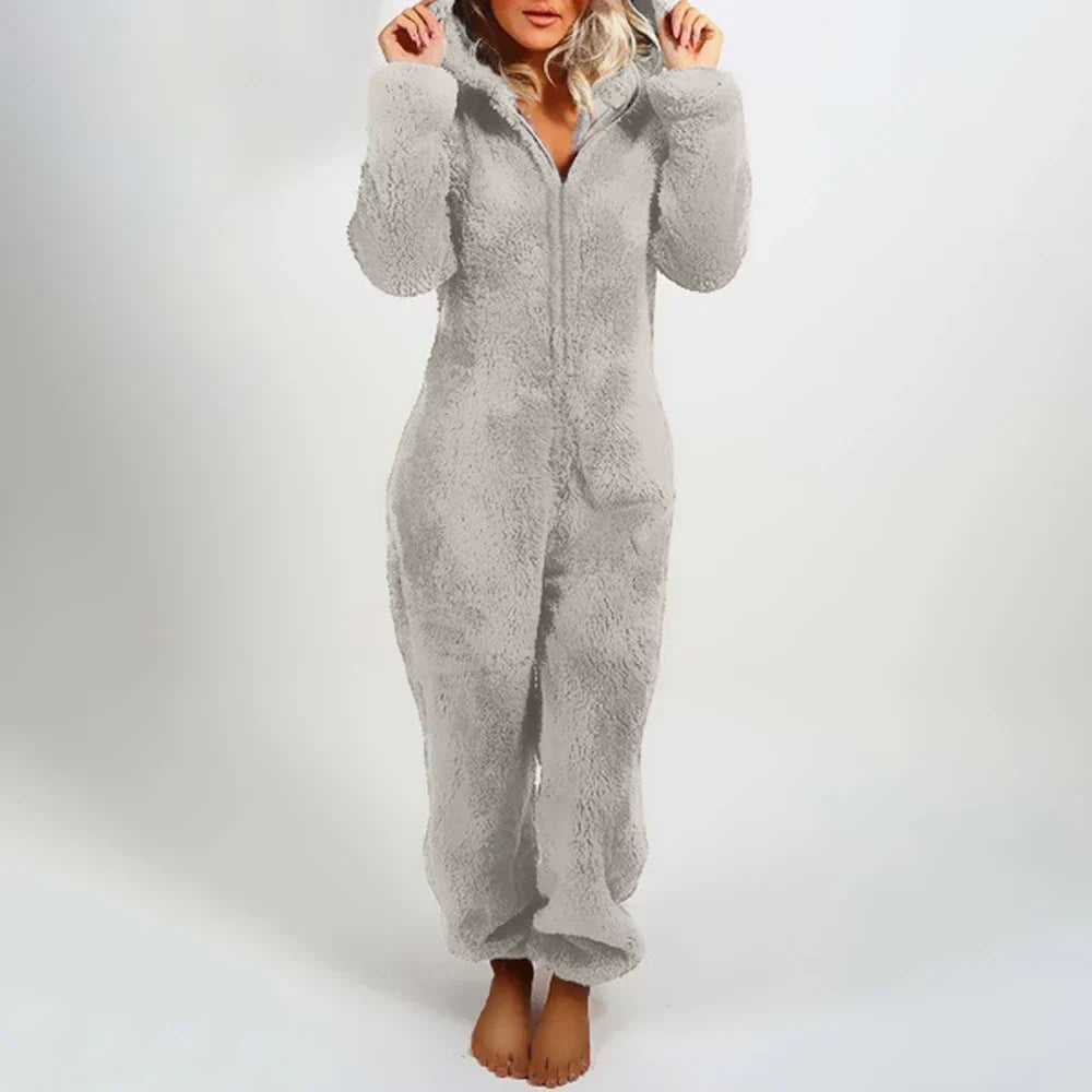 Kuscheliger Teddy Onesie Mit Bärenohren An Der Kapuze