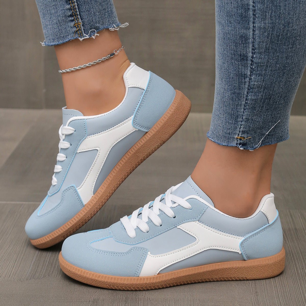 Damen Retro Sneaker aus Wildleder
