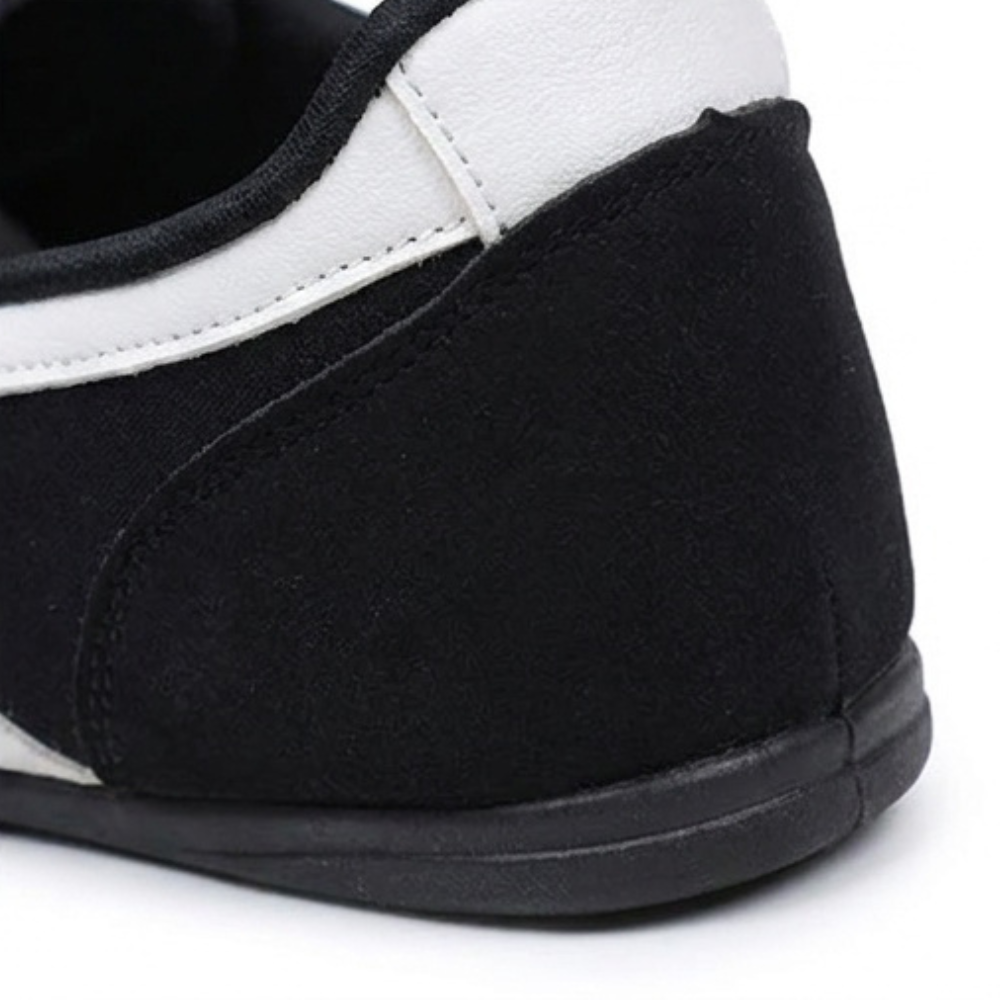 Damen Retro Slip-On Sneaker mit Wellenstreifen
