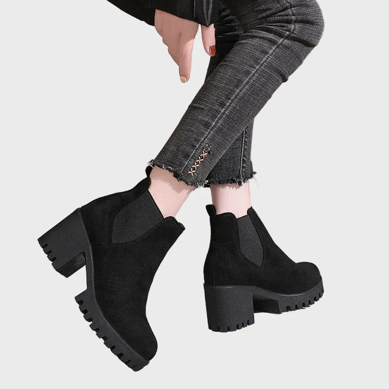 Leichte Damen Kurzstiefel Mit Blockabsatz Und Polstersohle