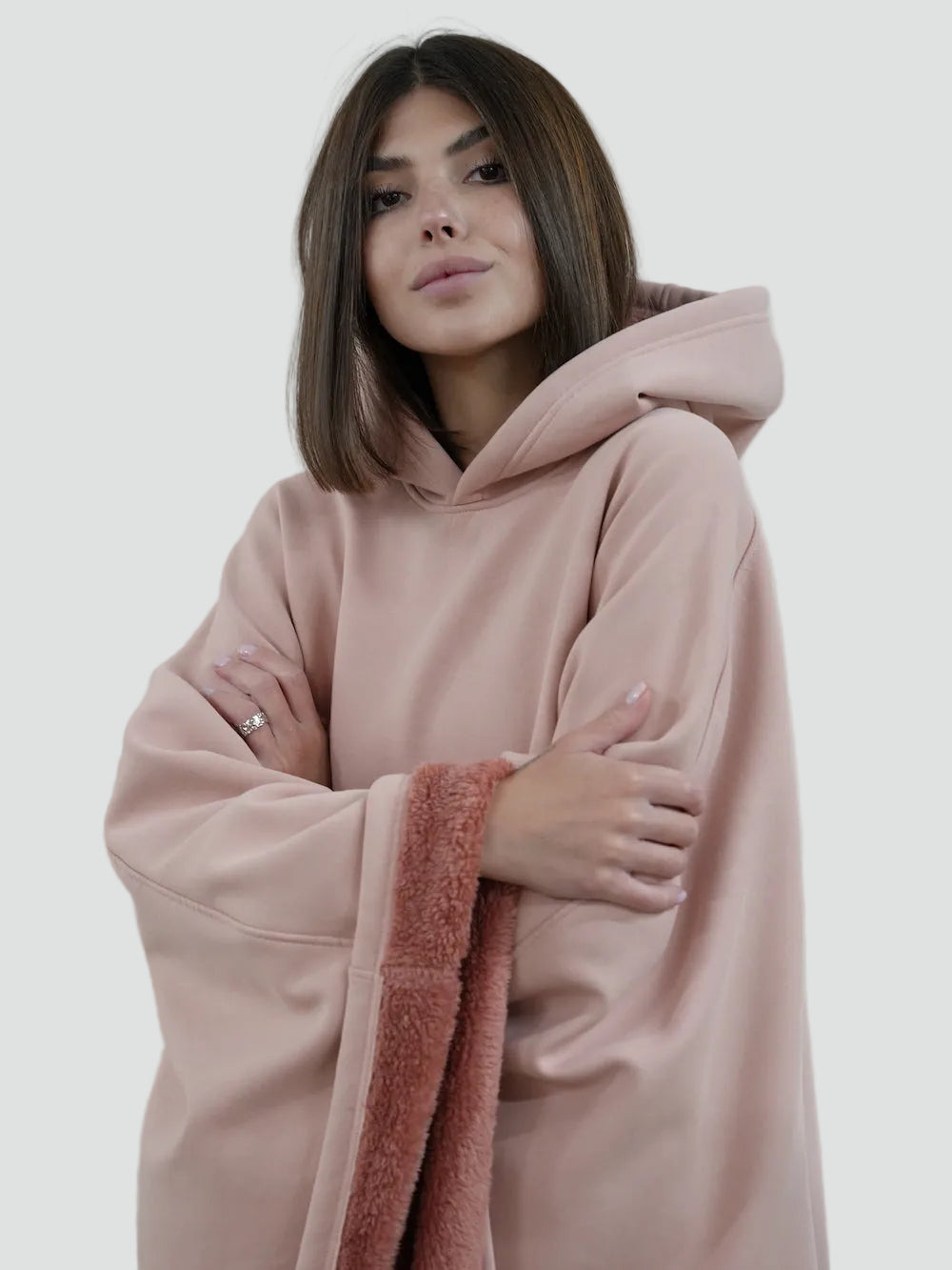Kuscheliger Poncho Überwurf mit Kapuze und weichem Fleece
