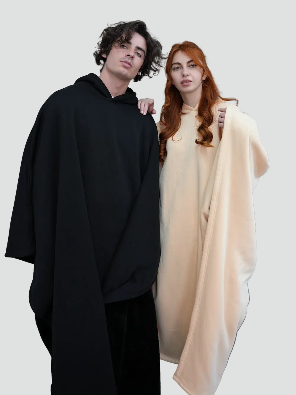 Kuscheliger Poncho Überwurf mit Kapuze und weichem Fleece