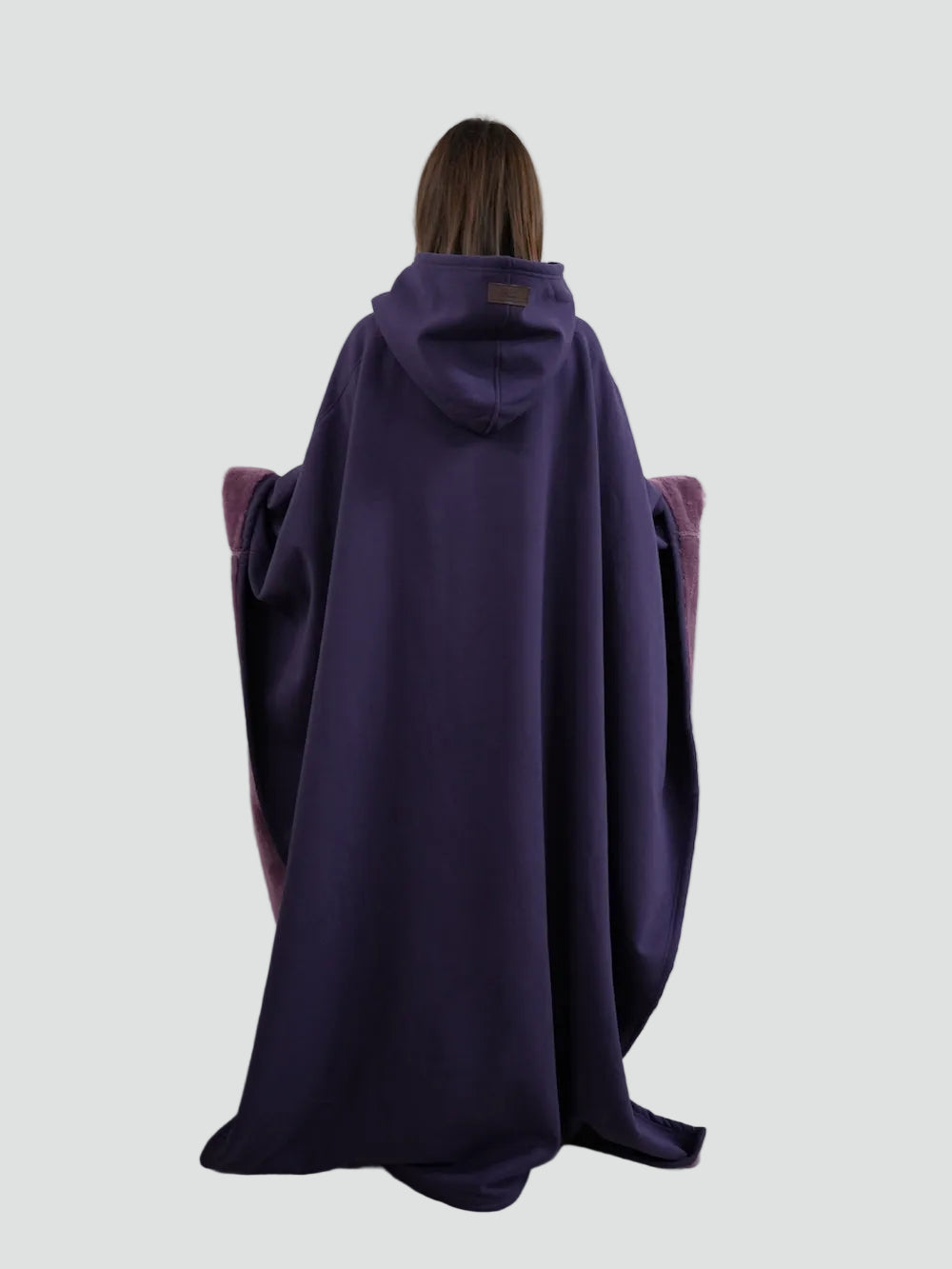 Kuscheliger Poncho Überwurf mit Kapuze und weichem Fleece