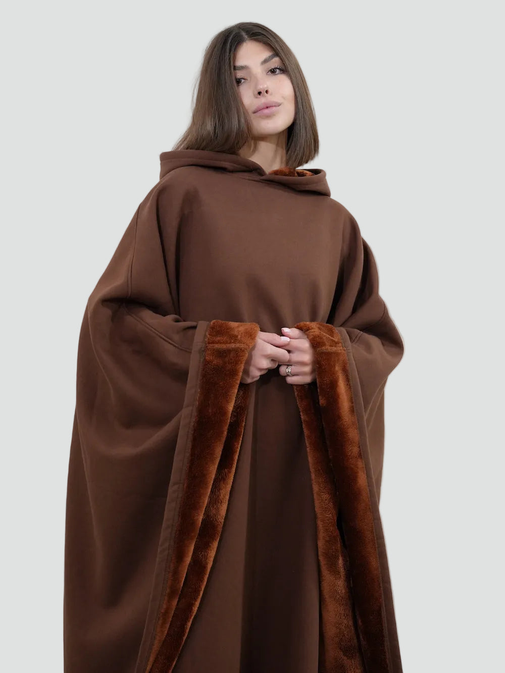Kuscheliger Poncho Überwurf mit Kapuze und weichem Fleece