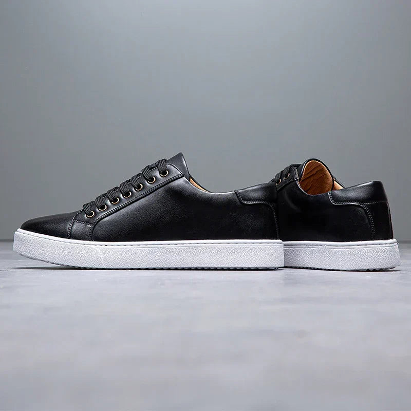Unisex Sneaker in Lederoptik