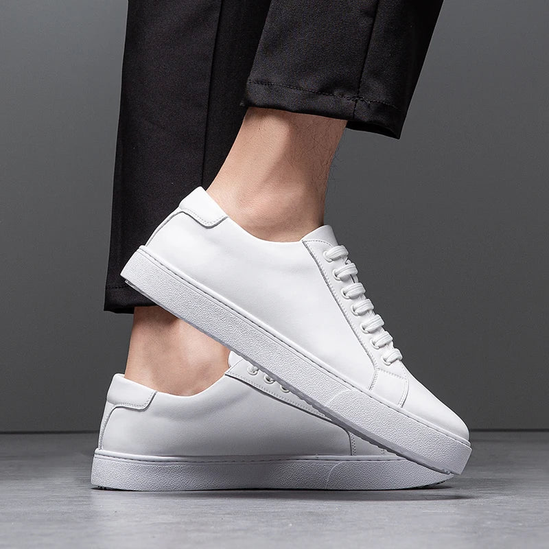 Unisex Sneaker in Lederoptik