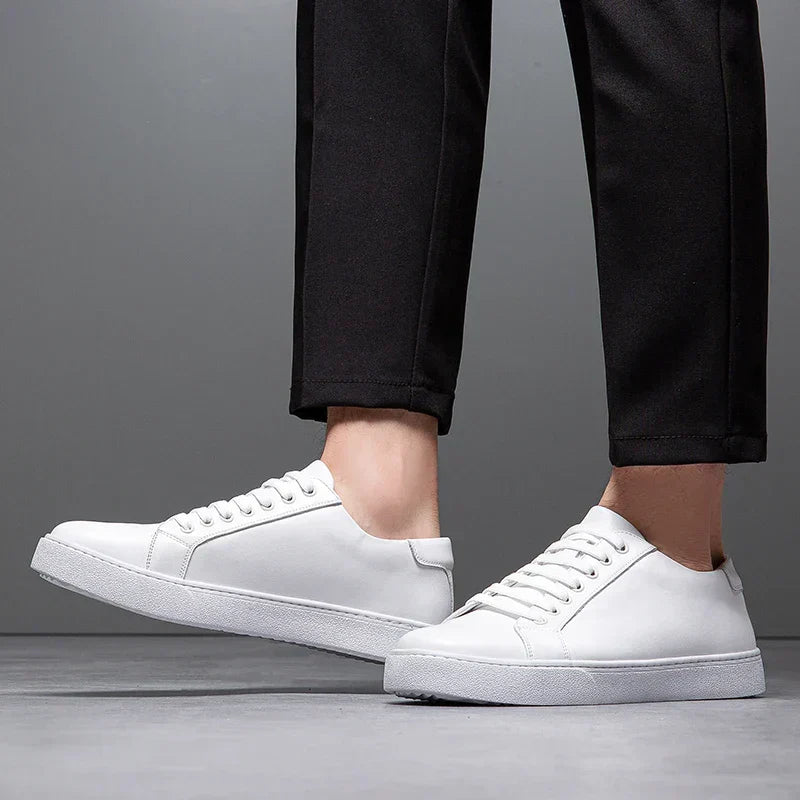 Unisex Sneaker in Lederoptik