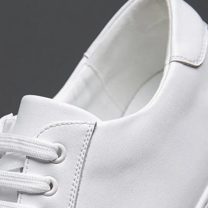 Unisex Sneaker in Lederoptik