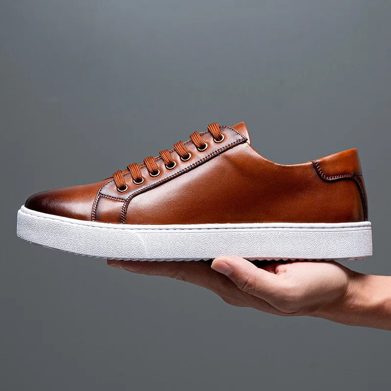 Unisex Sneaker in Lederoptik