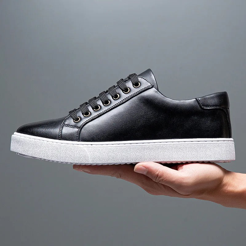 Unisex Sneaker in Lederoptik