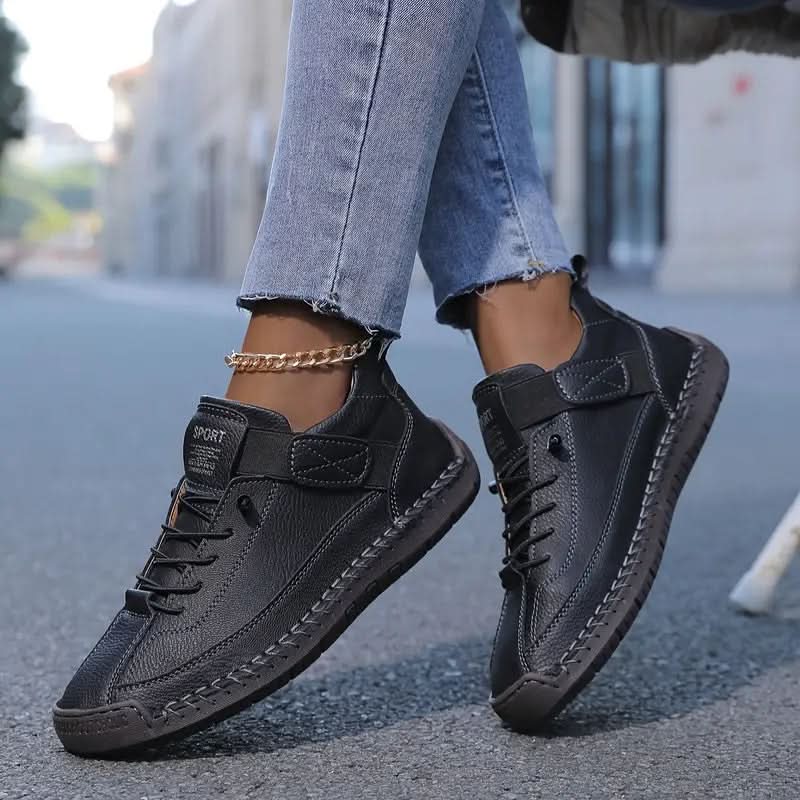 Orthopädische Slip-on Sneaker mit weitem Zehenbereich