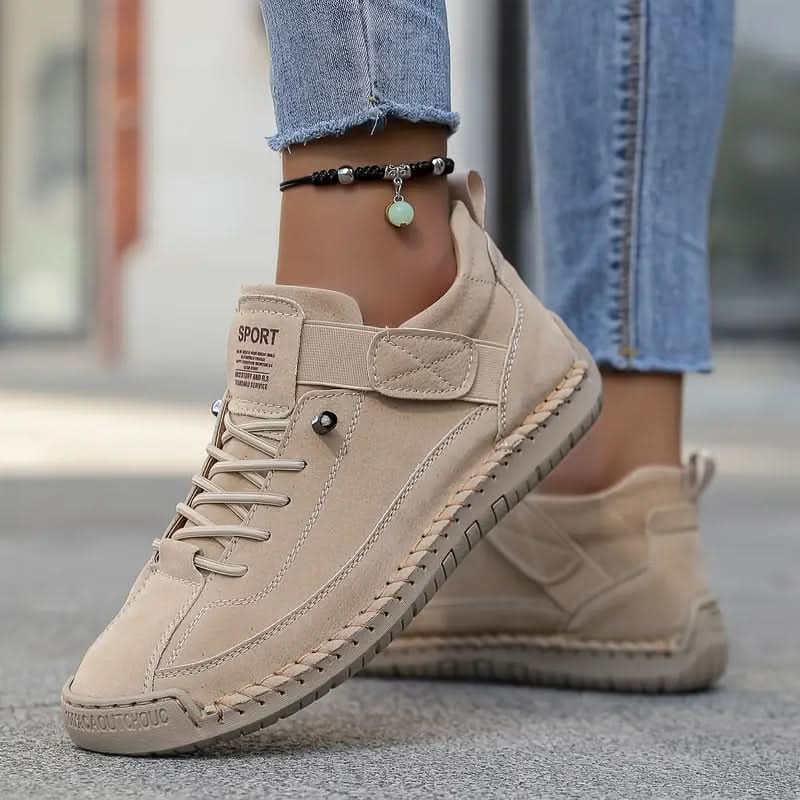 Orthopädische Slip-on Sneaker mit weitem Zehenbereich