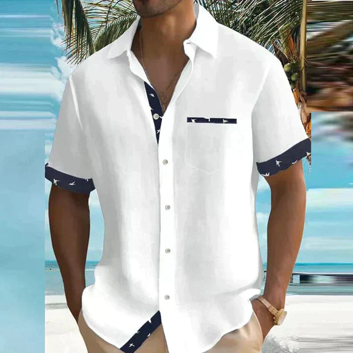 Elegantes Herrenhemd mit kurzen Ärmeln für den Sommer