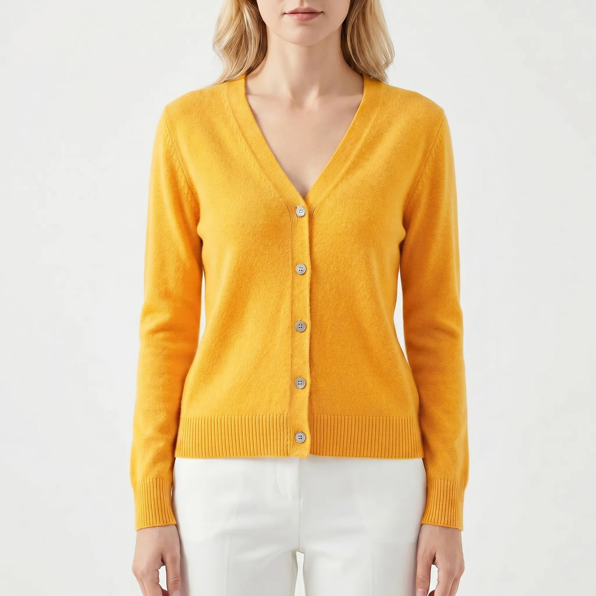 Lockere Feinstrick-Strickjacke mit tiefem V-Ausschnitt
