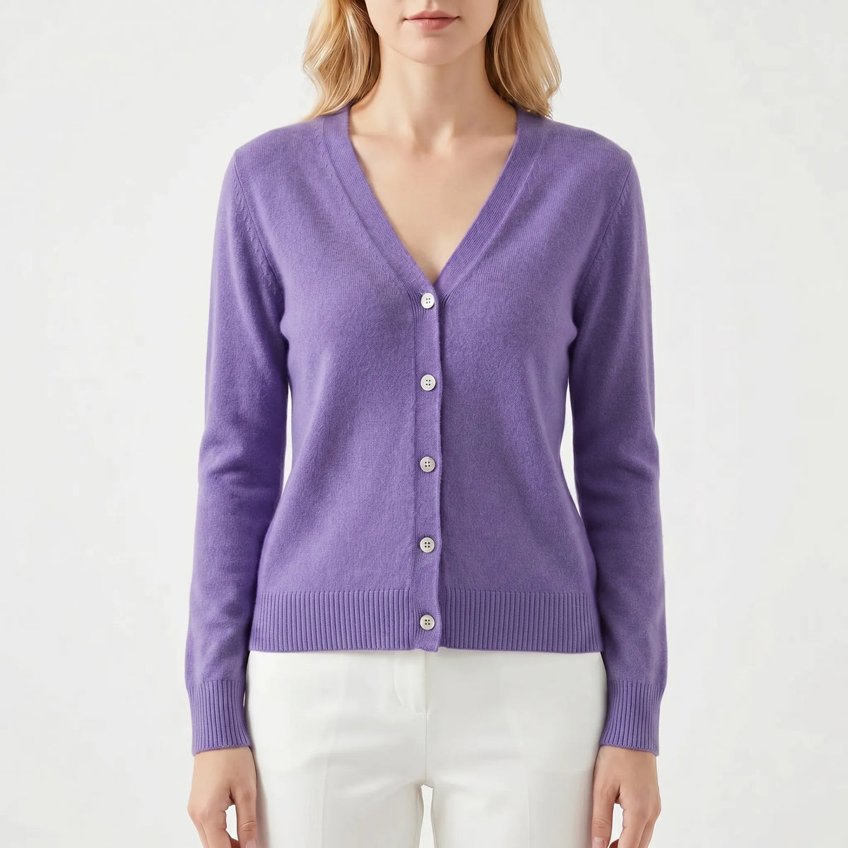 Lockere Feinstrick-Strickjacke mit tiefem V-Ausschnitt