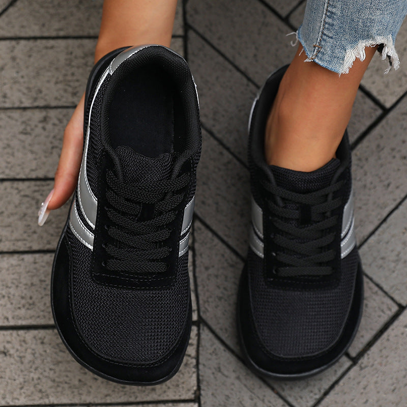 Orthopädische Sneaker mit weiter Passform und flexibler Sohle