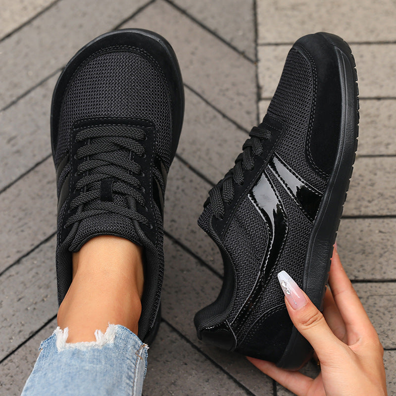 Orthopädische Sneaker mit weiter Passform und flexibler Sohle