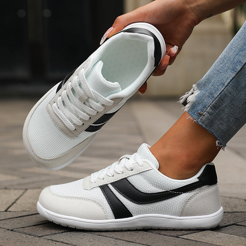 Orthopädische Sneaker mit weiter Passform und flexibler Sohle