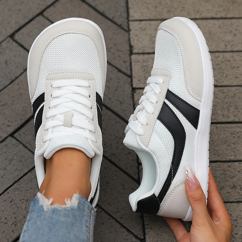 Orthopädische Sneaker mit weiter Passform und flexibler Sohle
