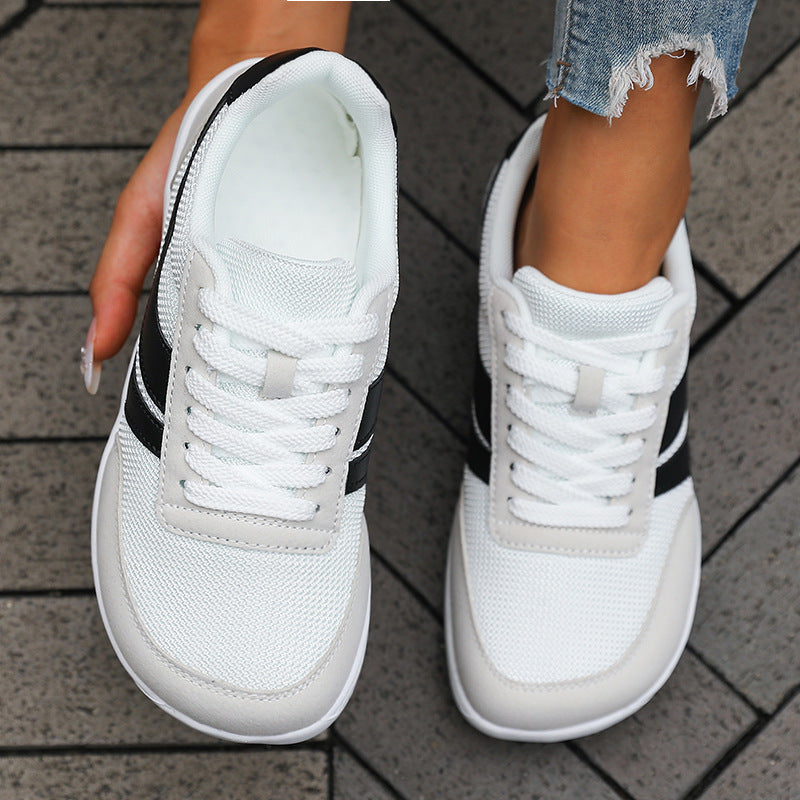 Orthopädische Sneaker mit weiter Passform und flexibler Sohle