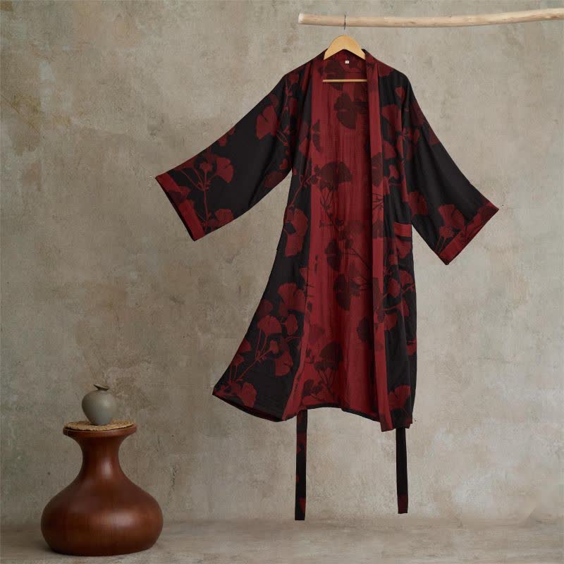Leichter Kimono Bademantel aus Baumwolle mit Ginkgo-Muster