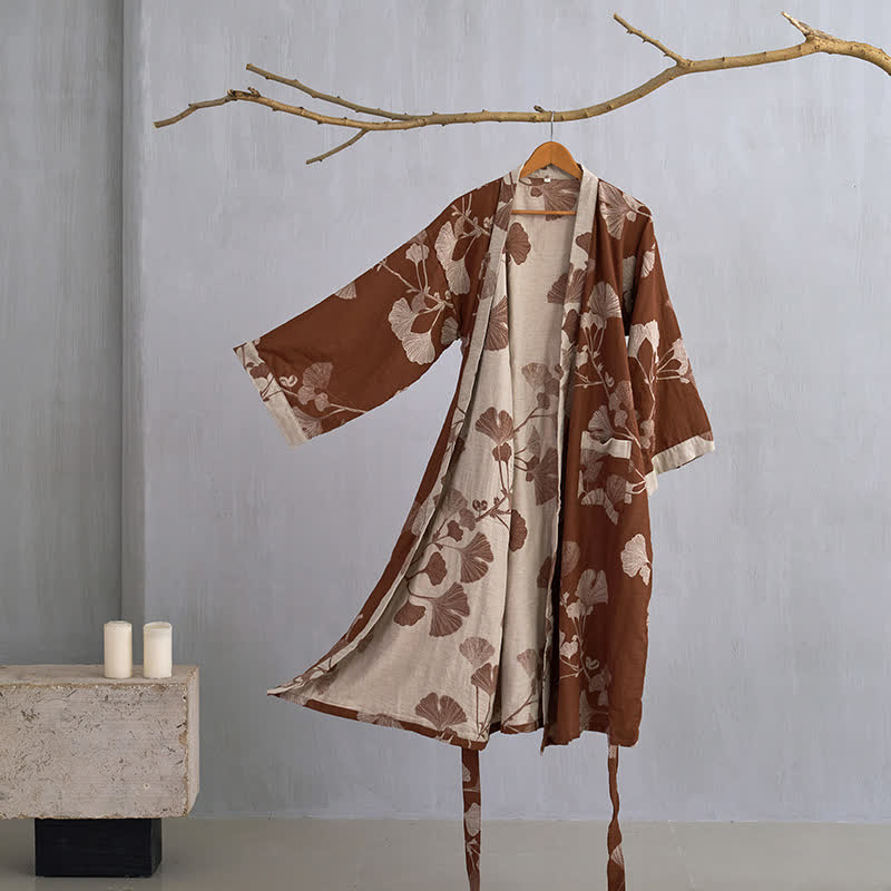 Leichter Kimono Bademantel aus Baumwolle mit Ginkgo-Muster
