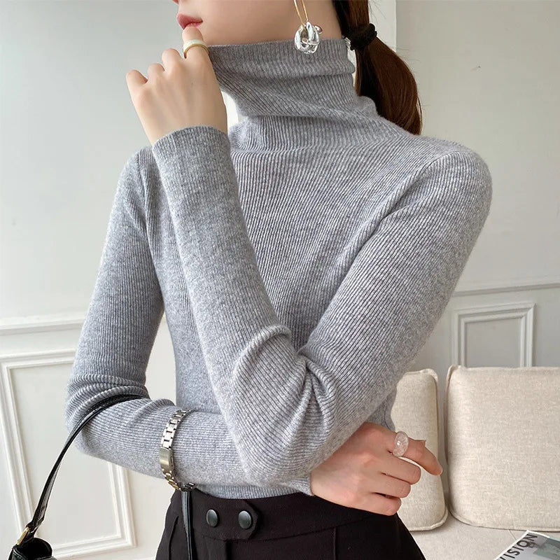 Feinstrick Rollkragenpullover mit Schmaler Passform