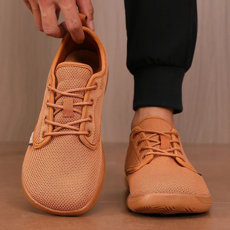 Komfort Sneaker mit Breiter Zehenbox in Drei Weiten