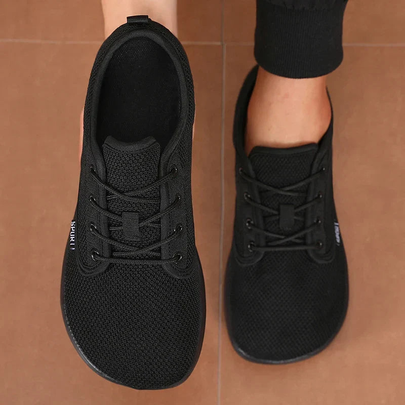 Komfort Sneaker mit Breiter Zehenbox in Drei Weiten