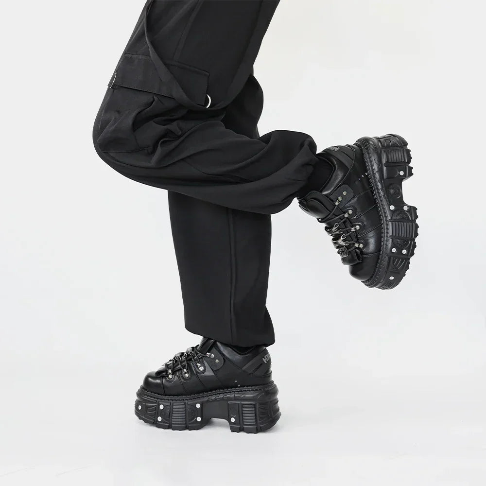 Klassische Damen Slip-On Schuhe in Lederoptik