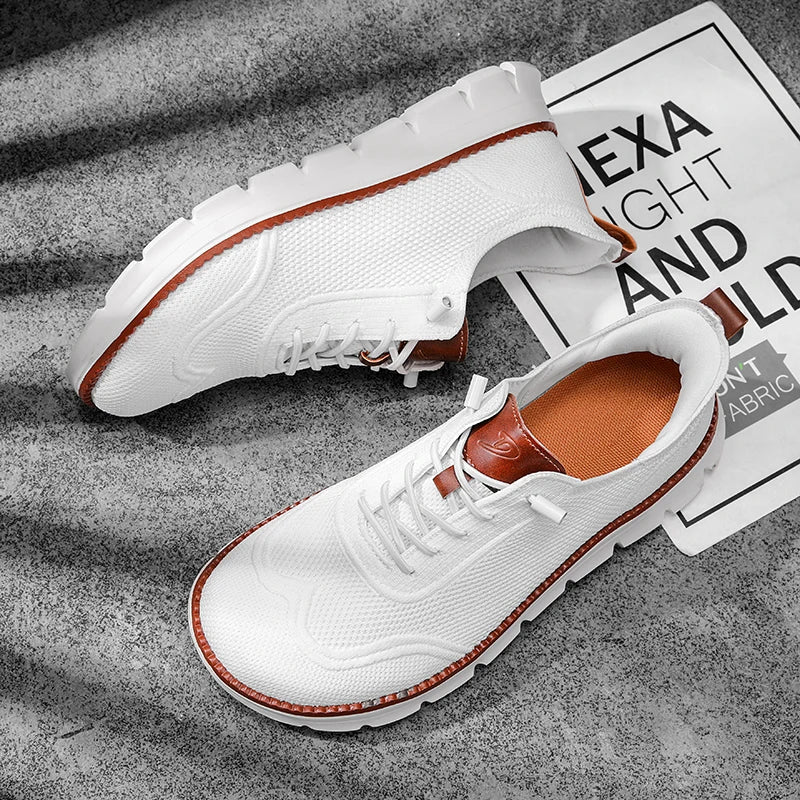 Leichte Strick-Walkingschuhe mit weiter Zehenbox