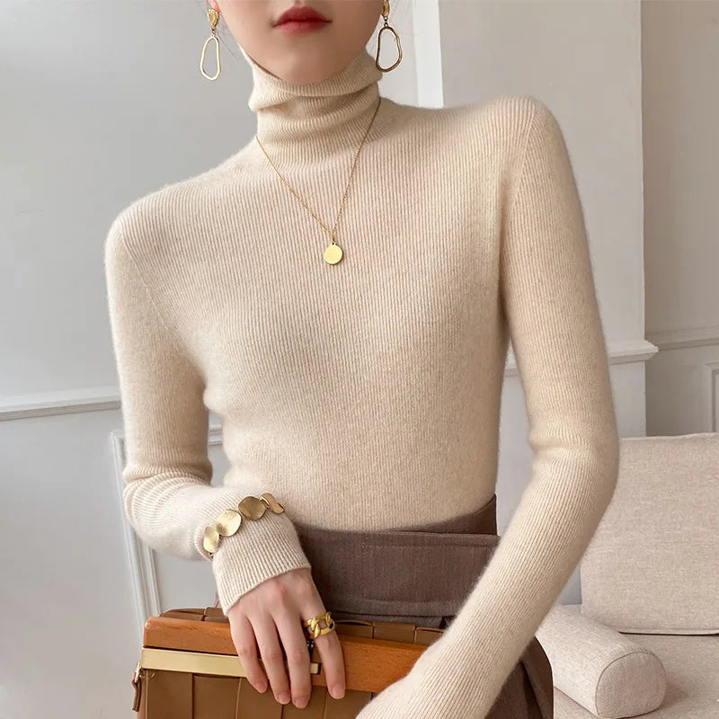 Feinstrick Rollkragenpullover mit Schmaler Passform