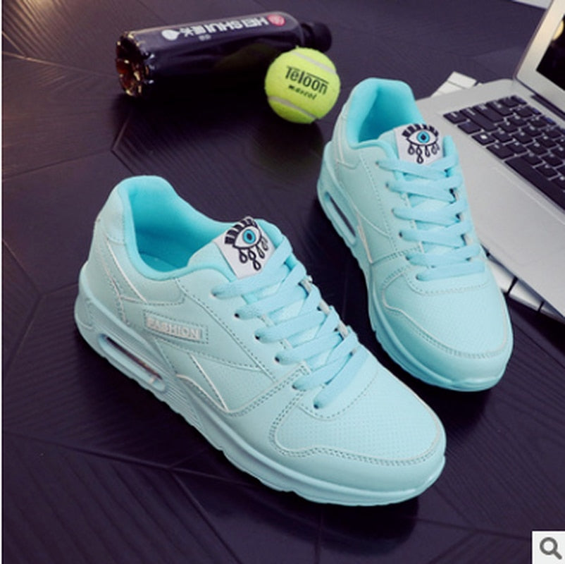 Rutschfeste Damen Freizeitschuhe mit Plateausohle