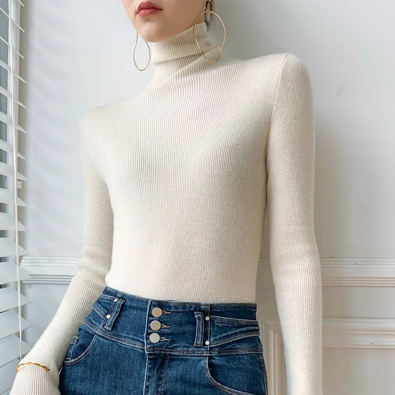 Feinstrick Rollkragenpullover mit Schmaler Passform